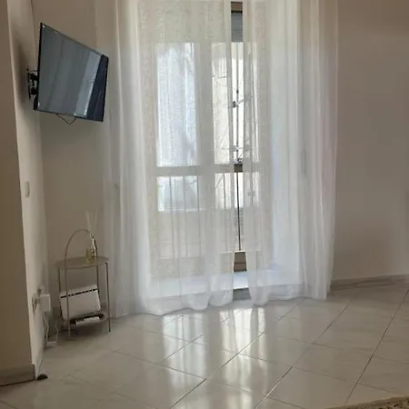 Scio Guesthouse-centro Storico Apartment *